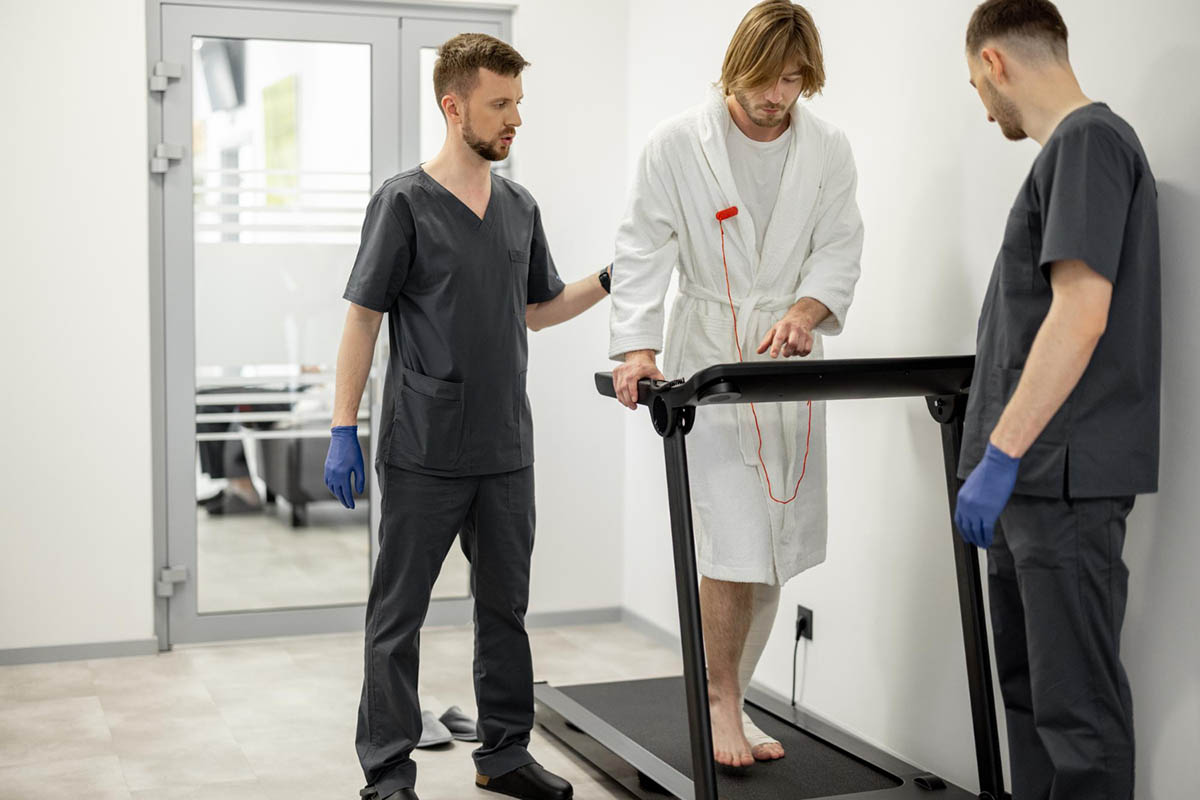 How Physical Therapy Helps Improve Running Mechanics