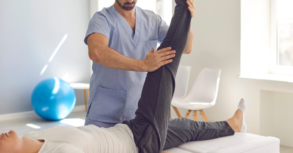 pain behind knee when bending